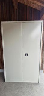 Metalen kast, Huis en Inrichting, Kasten | Roldeurkasten en Archiefkasten, Ophalen, 100 tot 150 cm, Meerdere deuren, Zo goed als nieuw
