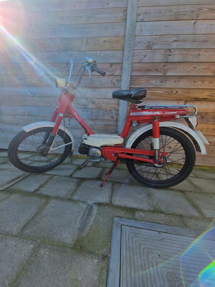 Honda Amigo 49cc klasse B, Fietsen en Brommers, Brommers | Oldtimers, Ophalen