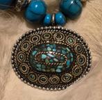 turquoise halsketting met hangende hanger, Ophalen of Verzenden, Zo goed als nieuw, Blauw, Overige materialen