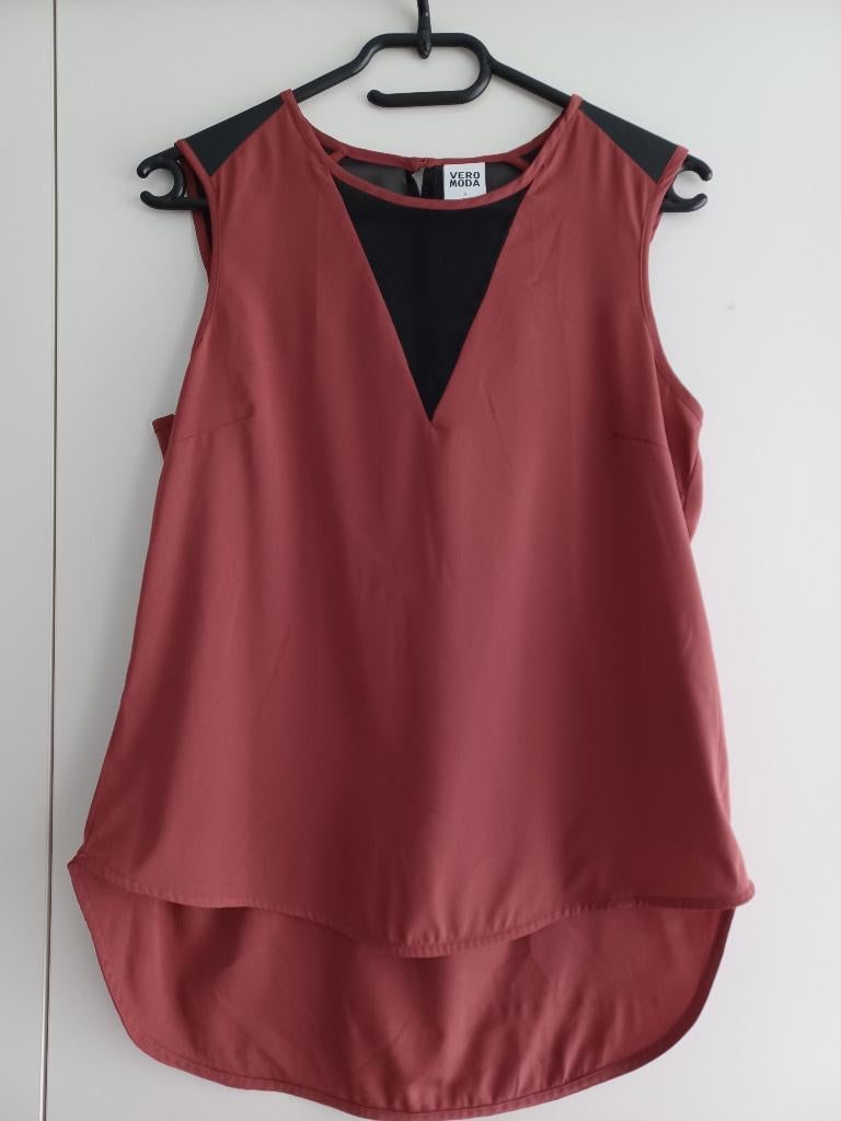 Donkerrood topje, S - Vero Moda, Kleding | Dames, Topjes, Ophalen, Vera Moda, Zo goed als nieuw, Rood