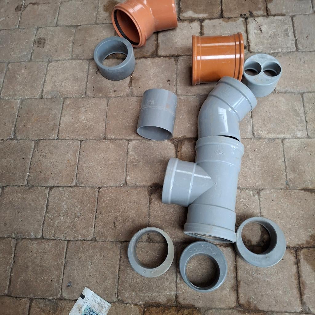 Tuyaux de vidange coudés T -Y... différentes tailles, Bricolage & Construction, Tuyaux & Évacuations, Neuf, Autres types, PVC