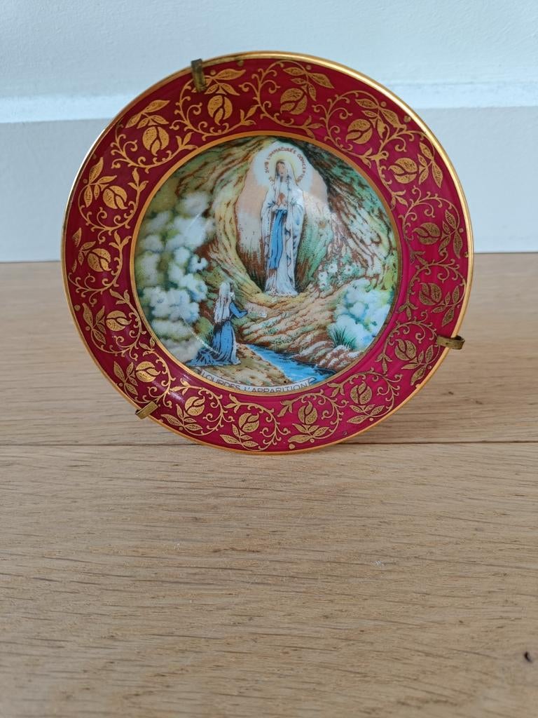 Bord Limoges porselein religieus, Ophalen