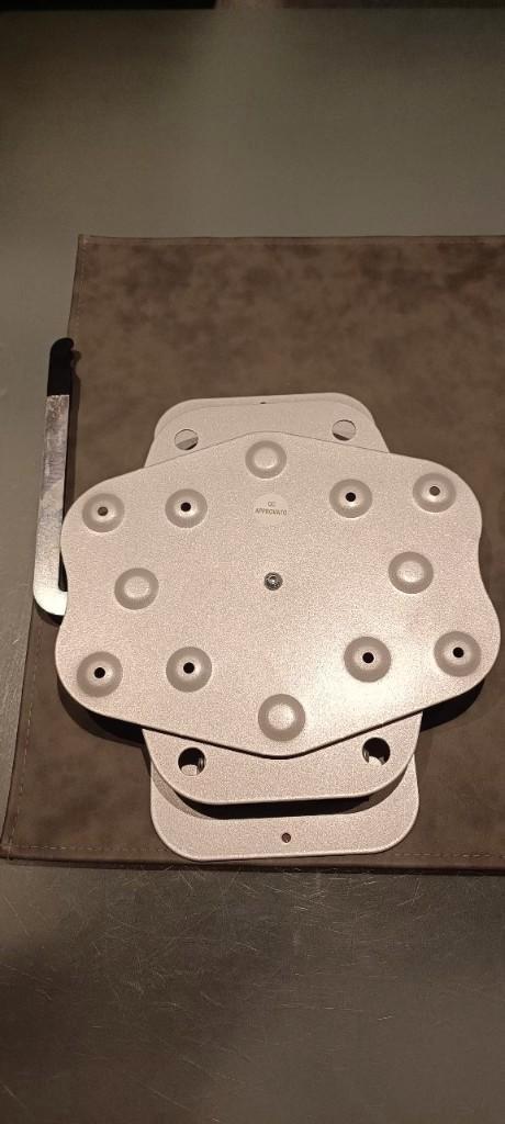 Tv beugel voor in de camper, Caravans en Kamperen, Mobilhome-accessoires, Zo goed als nieuw, Ophalen