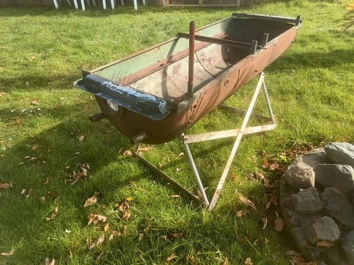 Grand barbecue en fer lourd (sans grilles), Jardin & Terrasse, Accessoires pour le barbecue, Enlèvement