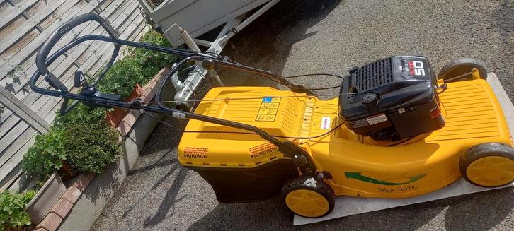 PROFESSIONELE 4 SPEED STIGA BENZINE ZELFTREKKER GRASMAAIER, Tuin en Terras, Grasmaaiers, Ophalen