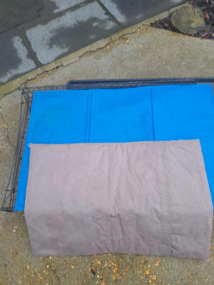 2 dekentjes voor grote hond, Dieren en Toebehoren, Honden-accessoires, Zo goed als nieuw, Ophalen