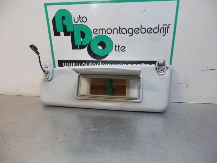 Pare-soleil d'un Volkswagen Passat (Passat 88-), Autos : Pièces & Accessoires, Habitacle & Garnissage, Volkswagen, Utilisé, Enlèvement ou Envoi