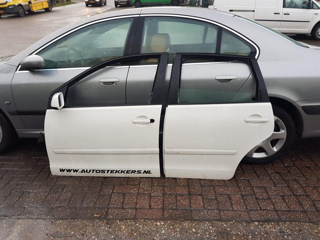 VW POLO PORTIEREN LV+LA BJ 2002 2007, Gebruikt, -, Deur, -