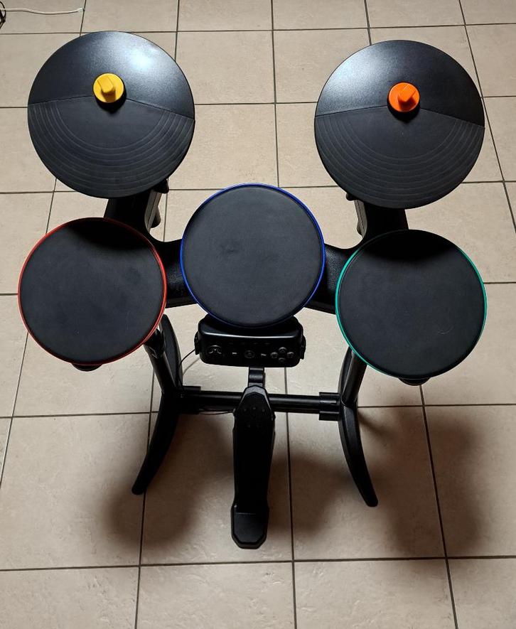 Band Hero bundle - PS3, Consoles de jeu & Jeux vidéo, Jeux | Sony PlayStation 3, Comme neuf, Musique, 1 joueur, Enlèvement