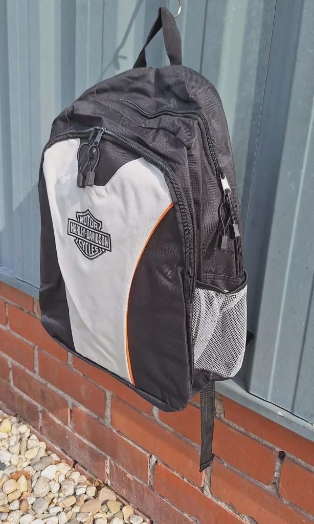 Harley Davidson rugzak, keycord, pen, sleutelhanger, map., Motos, Enlèvement ou Envoi, Neuf