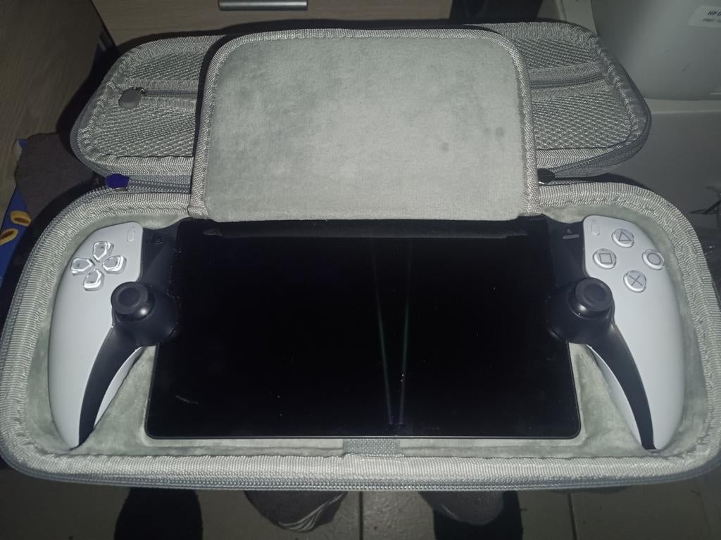 PS5 Playstation Portal en parfait état avec étui de transpor, Consoles de jeu & Jeux vidéo, Consoles de jeu | Sony PlayStation 5