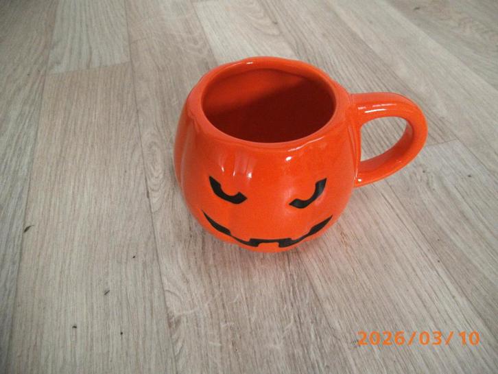 Bol 'Halloween' - 'Citrouille' a vendre, Maison & Meubles, Cuisine | Vaisselle, Neuf, Autres types, Autres styles, Enlèvement