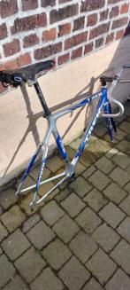 Carbon koers kader op te bouwen, Fietsen en Brommers, Ophalen