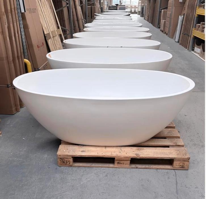 Spotgoedkoop Vrijstaand Ligbad MAT – Nieuw 170/82/58 nr281, Huis en Inrichting, Woonaccessoires | Overige, Nieuw, Ophalen