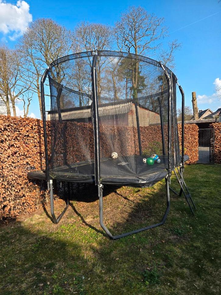 Trampoline, Kinderen en Baby's, Speelgoed | Buiten | Trampolines, Zo goed als nieuw, Ophalen