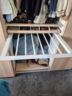 Pax broekenrek, Enlèvement