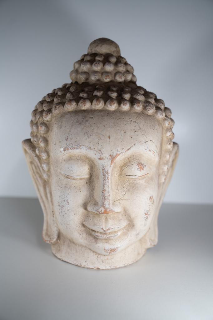 Belle grande tête de Bouddha de 27 cm de haut (2,9 kg), Maison & Meubles, Accessoires pour la Maison | Statues de Bouddha, Comme neuf