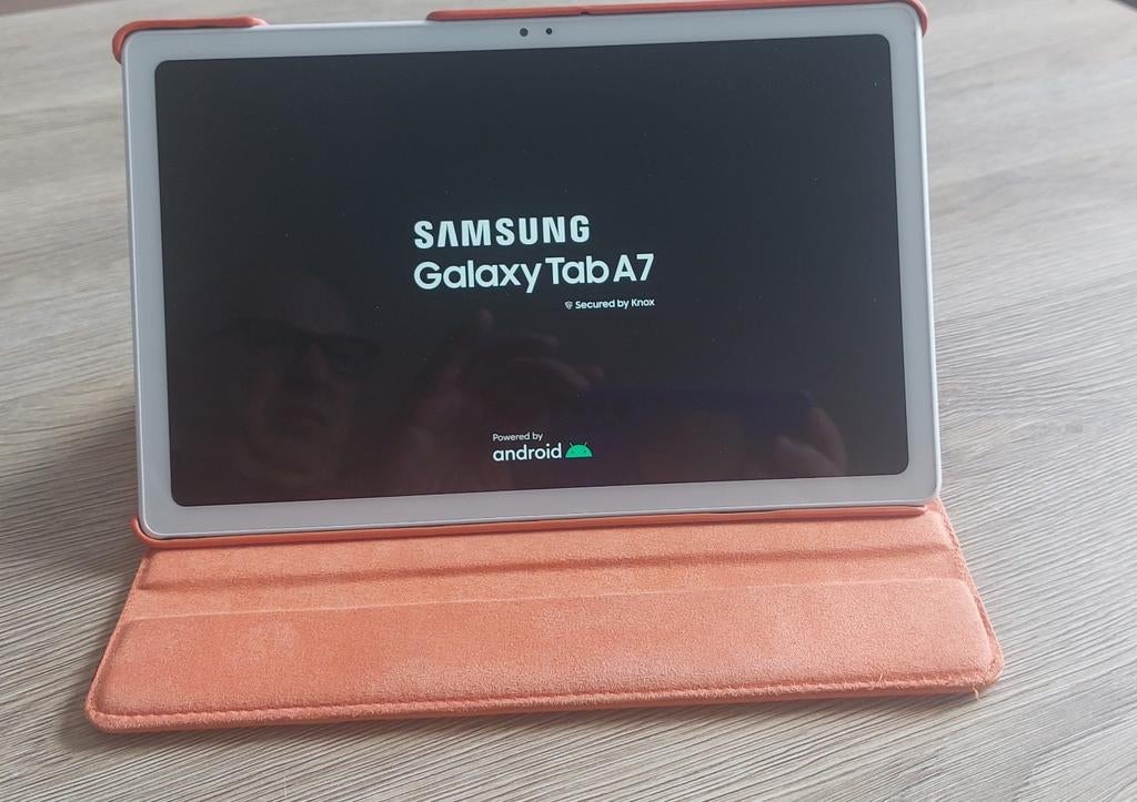 Samsung Galaxy Tab A7 + chargeur + Etui, 10 inch, Samsung, Wi-Fi, Galaxy Tab A7