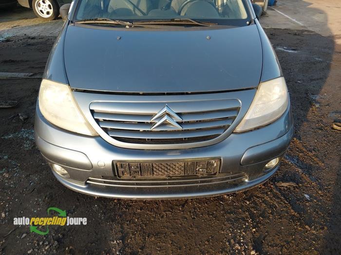 Voorbumper van een Citroen C3 (EZWC), Gebruikt, -, Bumper, -