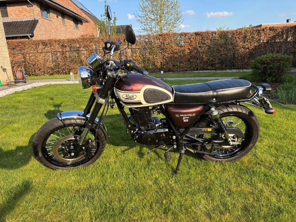 Mash Seventy Five - - - slechts 1050km / als nieuw  - - -, Motos, Motos | Mash, Particulier, Naked bike, jusqu'à 11 kW, Permis Moto A1 minimum