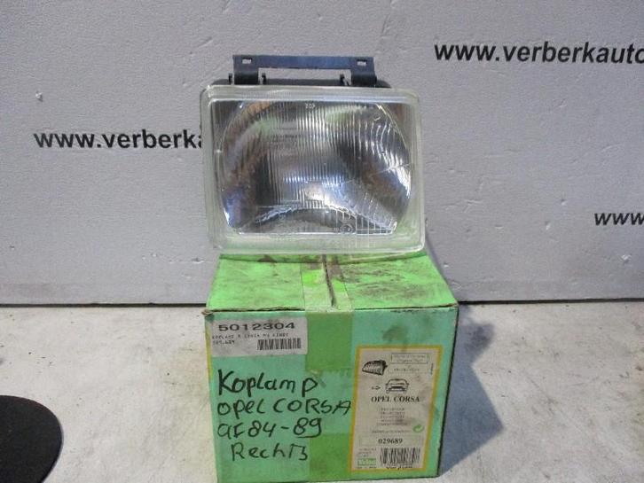 KOPLAMP RECHTS Opel Corsa A (01-1982/03-1993), Auto-onderdelen, Verlichting, Opel, Gebruikt