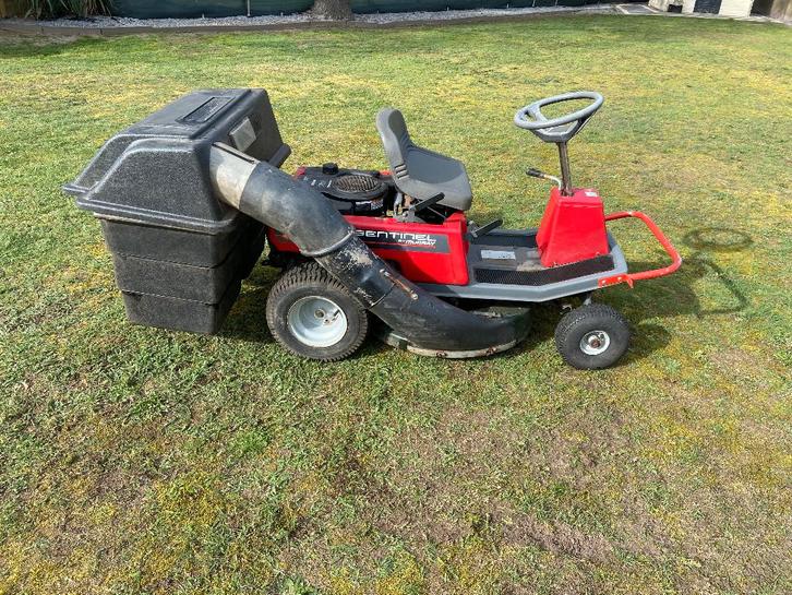 zitmaaier, Tuin en Terras, Grasmaaiers, Gebruikt, Benzine-grasmaaier, Opvangbak, Versnellingen, Ophalen