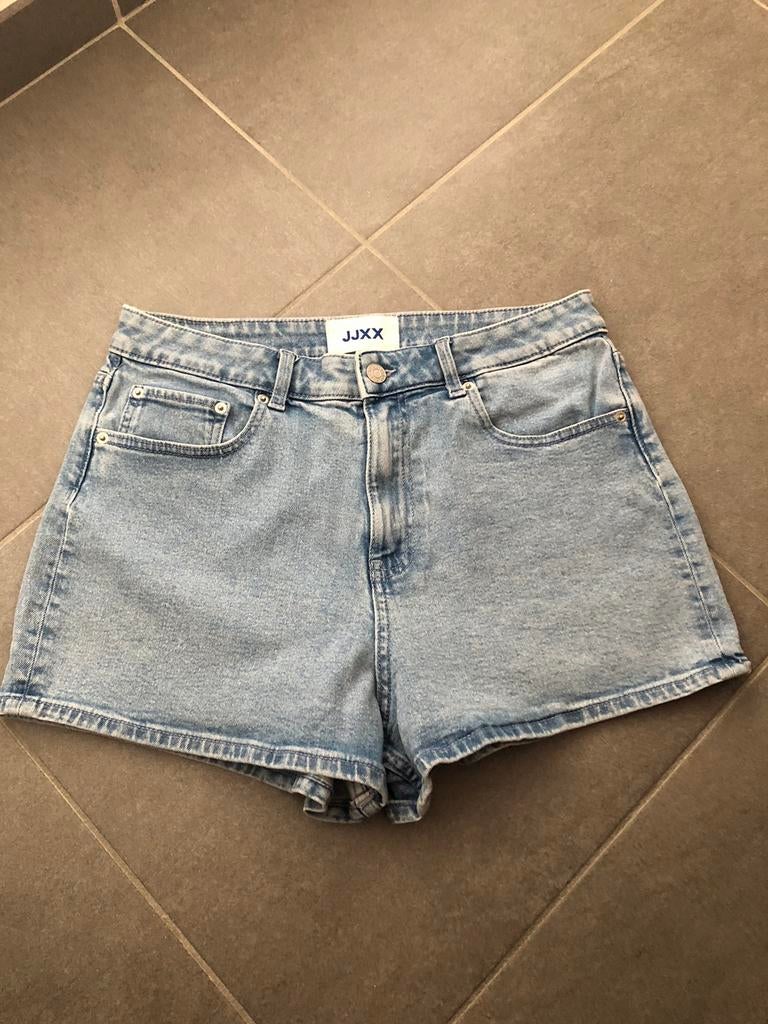 Jeansshort JJXX, maat M, Kleding | Dames, Spijkerbroeken en Jeans, Ophalen of Verzenden, Zo goed als nieuw