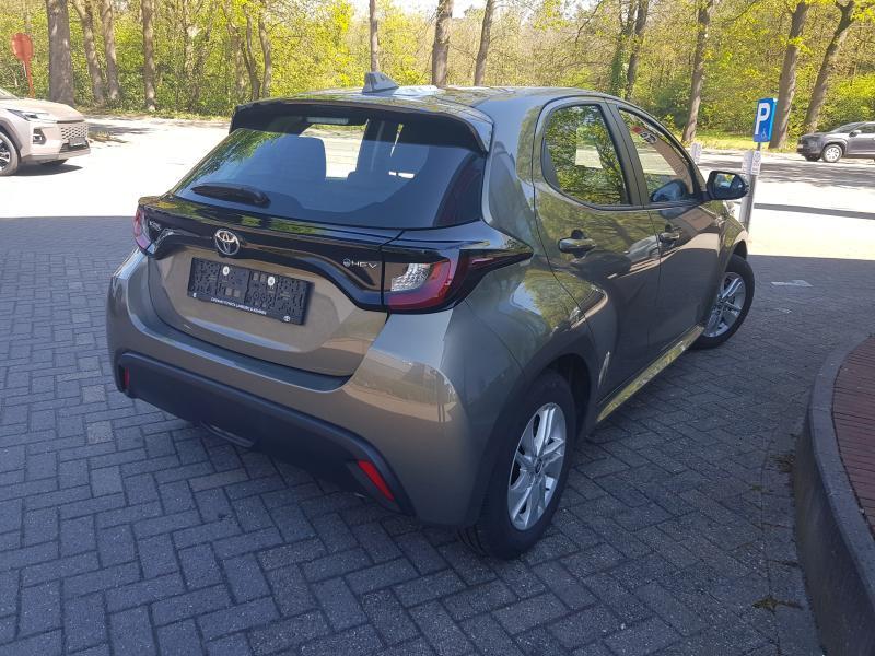 Toyota Yaris Dynamic 1.5HEV, Electronic Stability Program (ESP), Euro 6, Entreprise, Autres couleurs