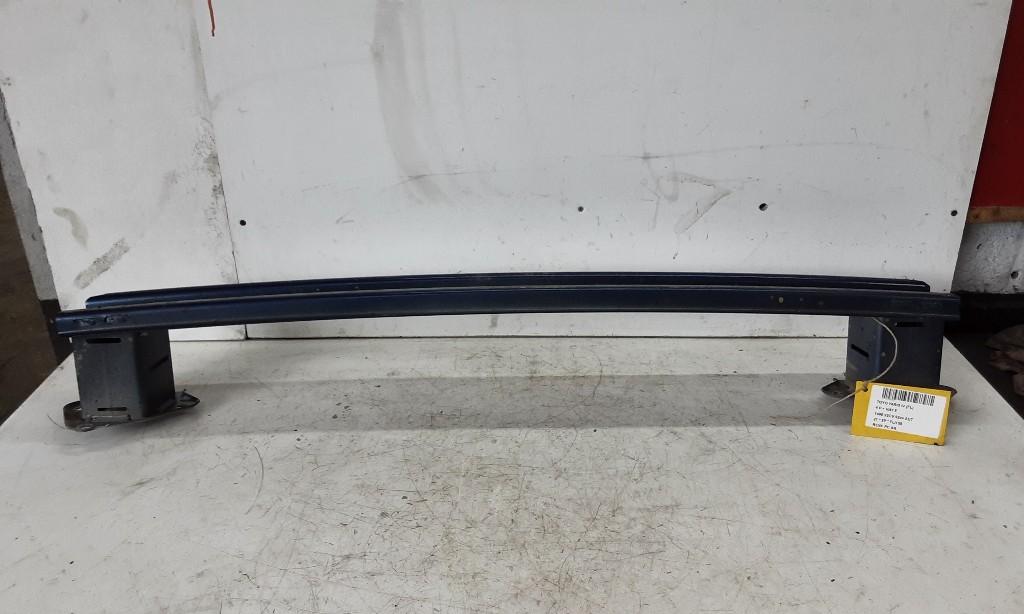 RENFORT PARE CHOC ARRIERE (TRAVERSE) Toyota, Utilisé, Toyota