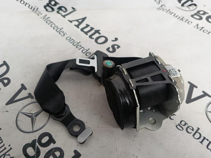 Ceinture de sécurité arrière gauche d'un Mercedes EQC, 3 mois de garantie, Utilisé, -, -
