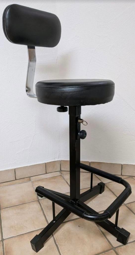 Musiciens de tabourets professionnels, Enlèvement, Comme neuf