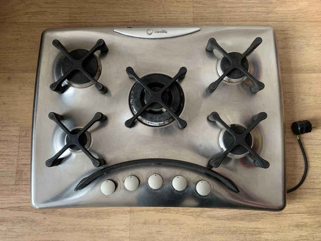 Plaque de cuisson au gaz SCHOLTES, Electroménager, Tables de cuisson, Utilisé, Encastré, 5 zones de cuisson ou plus, Enlèvement