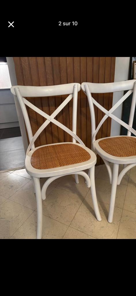 4 Chaises « de café » 2 couleurs ( blanc-bois), Maison & Meubles, Chaises, Enlèvement, Comme neuf, Blanc, Bois