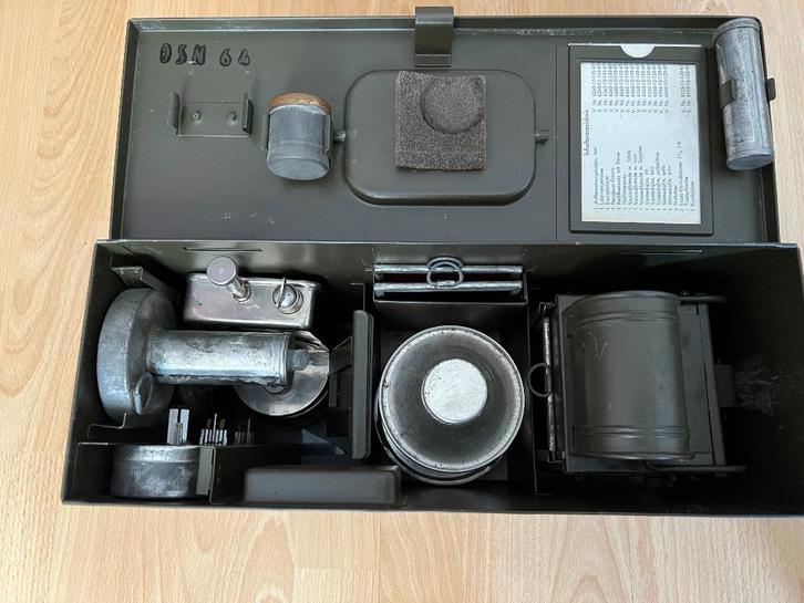 7 articles militaires pour collectionneurs, Collections, Objets militaires | Général, Armée de terre, Enlèvement