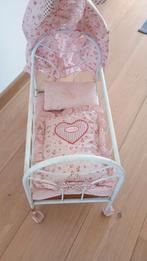 COROLLE, Lit de poupée en métal tissus à fleurs. TBE, Kinderen en Baby's, Ophalen