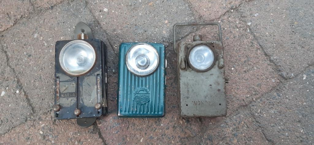 Set van 3 zaklampen, Ophalen