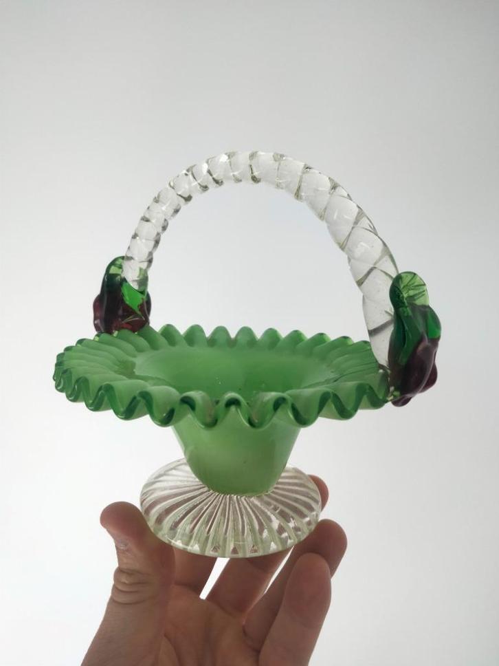 Brocante glazen klein mandje Murano ? glas, Antiek en Kunst, Antiek | Glaswerk en Kristal, Ophalen of Verzenden