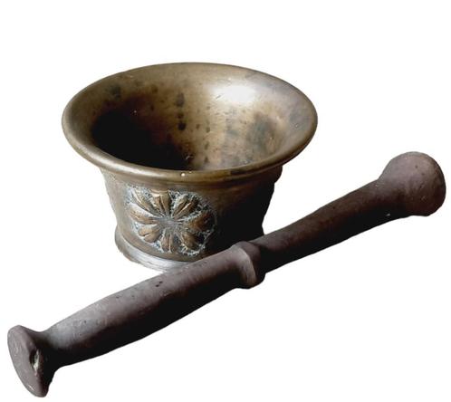 17de eeuwse Spaanse vijzel en stamper in brons., Antiquités & Art, Antiquités | Bronze & Cuivre, Bronze, Enlèvement ou Envoi