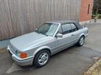 Ford escort xr3i cabriolet, 1600cc grijs, Auto's, 1596 cc, Stof, Cabriolet, Handgeschakeld