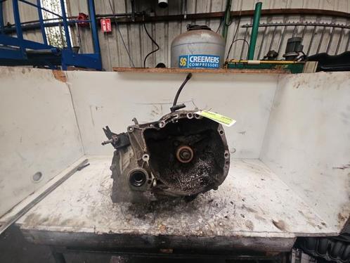 Versnellingsbak van een Renault Clio, Auto-onderdelen, Transmissie en Toebehoren, Renault, Gebruikt, 3 maanden garantie, Ophalen of Verzenden