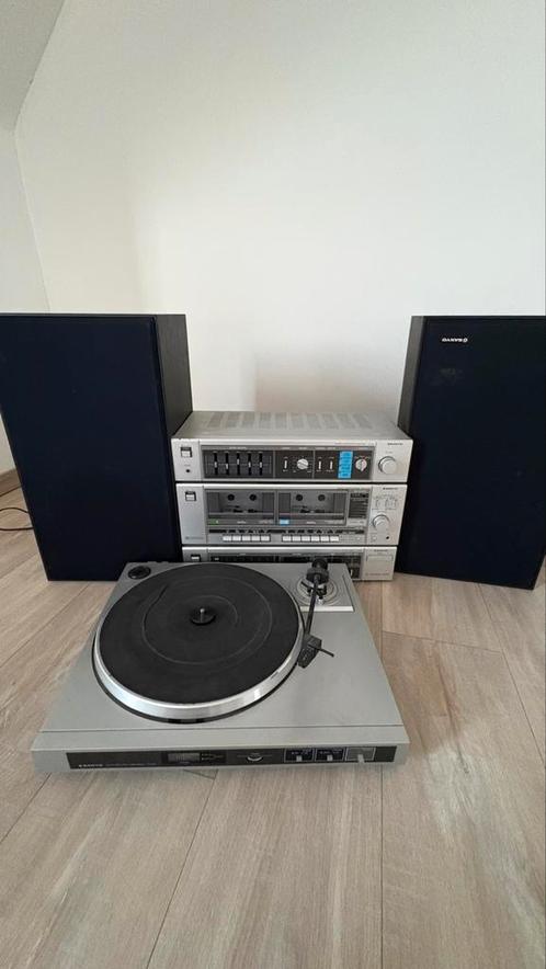 Vintage Sanyo Stereo Set met Platenspeler + Speakers + LP’s, Audio, Tv en Foto, Platenspelers, Zo goed als nieuw, Platenspeler