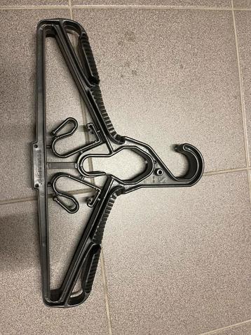 Scubapro stevige klerenhanger duikpak beschikbaar voor biedingen