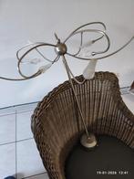 Twee plafondlampen, Enlèvement