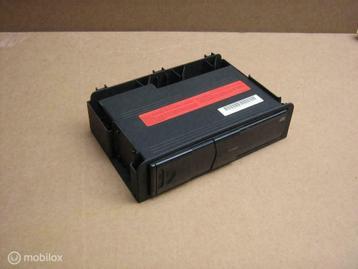 CD Wisselaar Range Rover L322 Vogue CD Speler XQE000100 beschikbaar voor biedingen