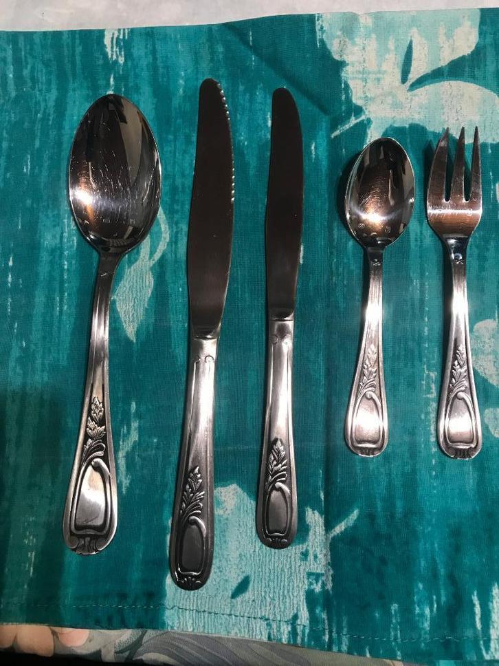 VOLLEDIGE SERVICE VOOR 12 PERSONEN - BESTEK VAN 18/8 ROESTVR, Huis en Inrichting, Keuken | Bestek, Nieuw, Inox of Chroom, Vaatwasserbestendig