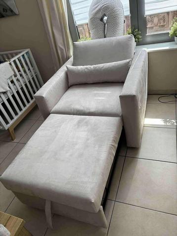 Omvormbare fauteuil, bed, stof, dim beschikbaar voor biedingen