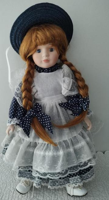 Promenade collection poppen beschikbaar voor biedingen