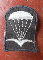 Insigne para, Collections, Enlèvement