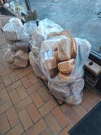 Te bekomen oud brood, Ophalen