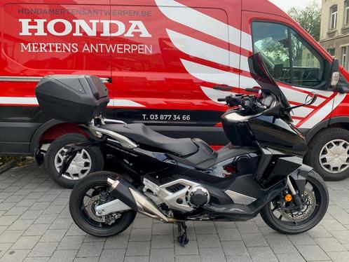 Honda Forza750, Motoren, Motoren | Honda, Bedrijf, Scooter, meer dan 35 kW, 2 cilinders, Ophalen